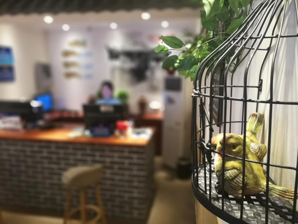 Happy Dragon Alley Hotel-In The City Center With Big Window&Free Coffe Laundry Fluent English Speaking,Tourist Attractions Ticket Service&Food Recommendation,Near Tian Anmen Forbiddencity,Near Lama Temple,Easy To Walk To Nanluoalley&Shichahai Beijing Exterior photo